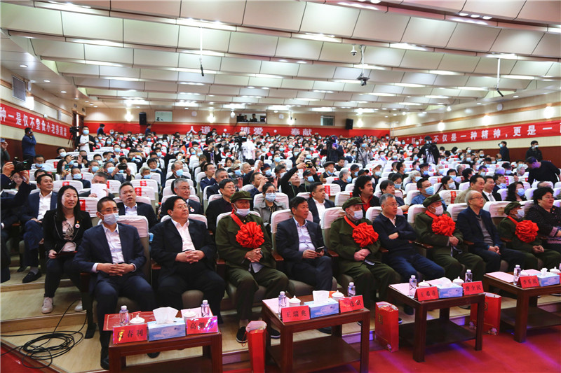 纪念世界红十字日:“永远跟党走 曜阳中国行”活动举行