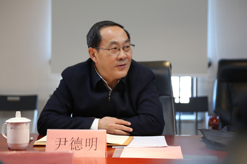 尹德明副会长指导参加事业发展中心党支部学习