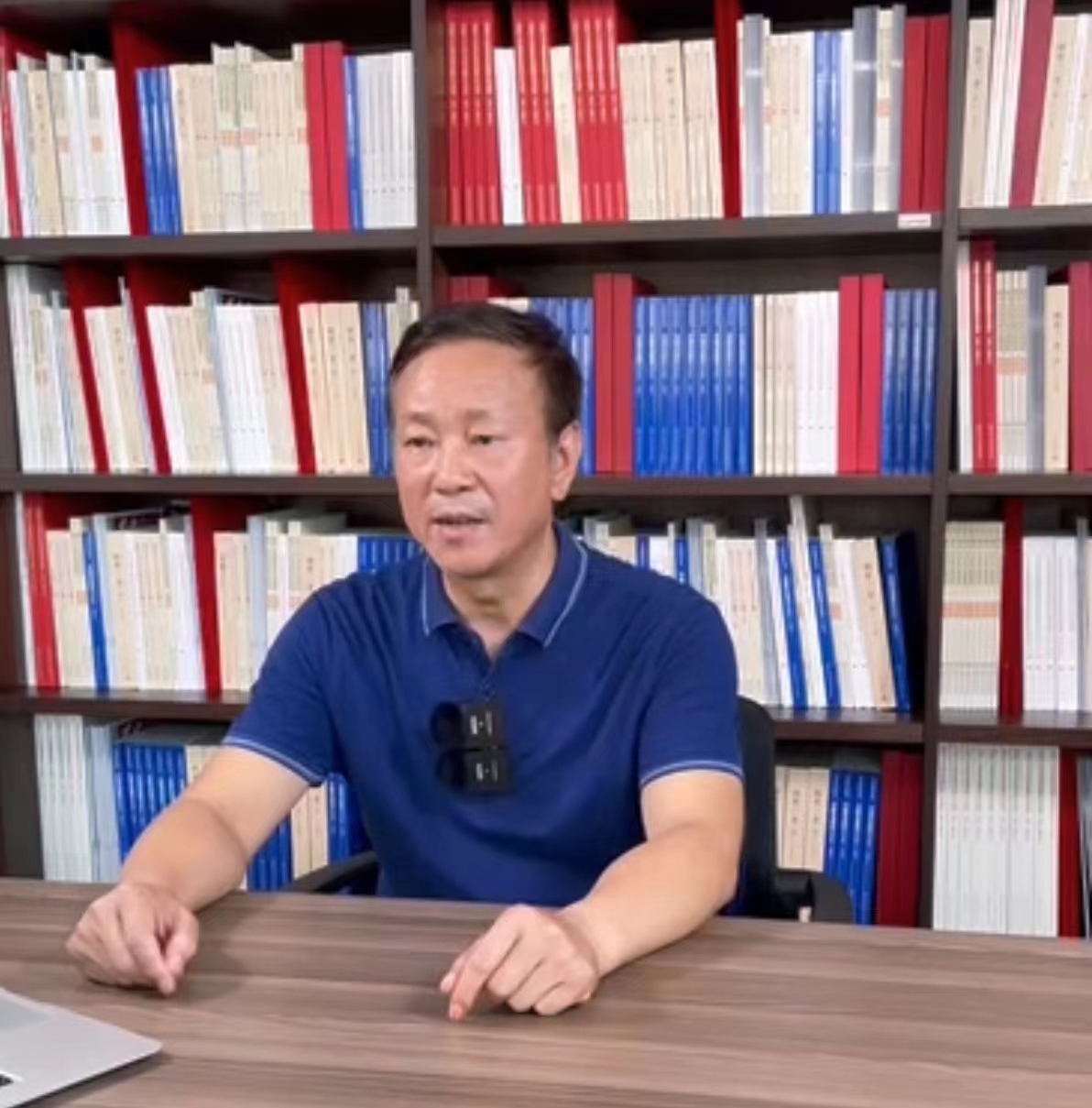 青连斌做客曜阳大讲堂：讲授“老年人不是无用之人”